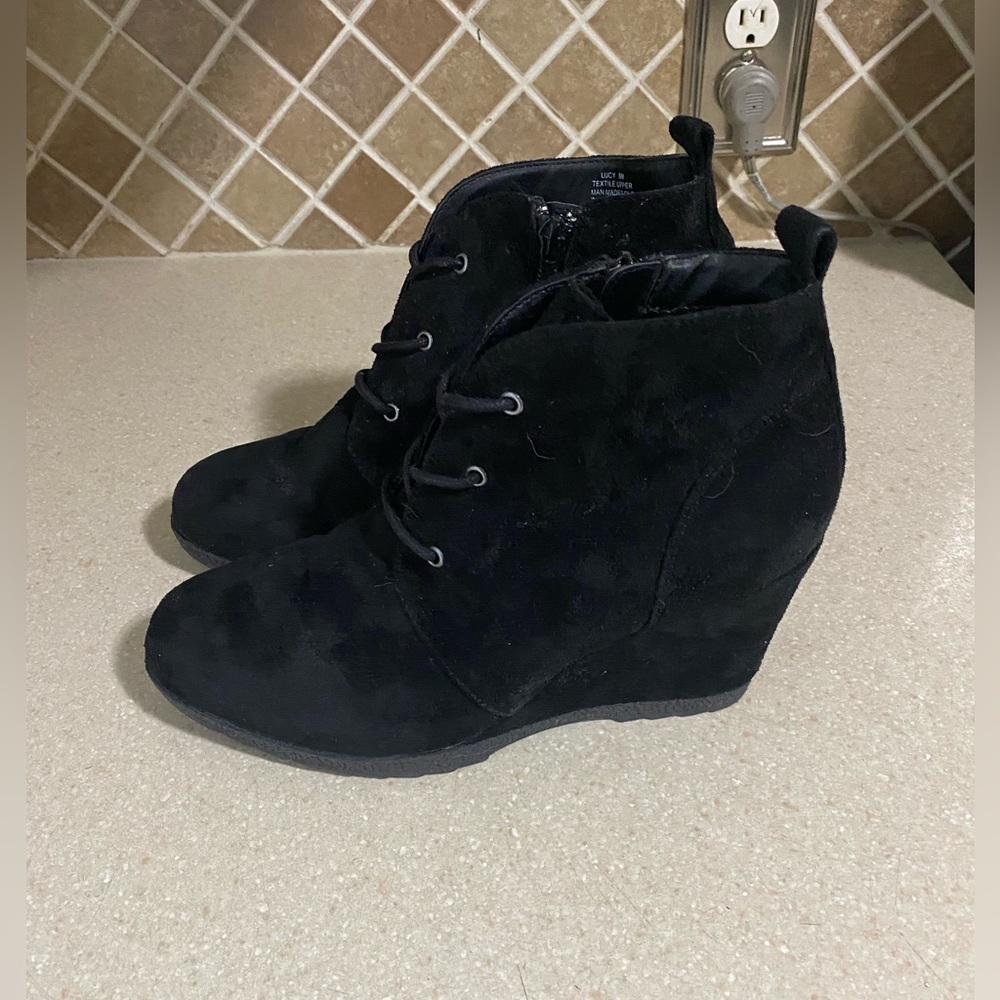 Falls Creek Lucy Women’s Booties